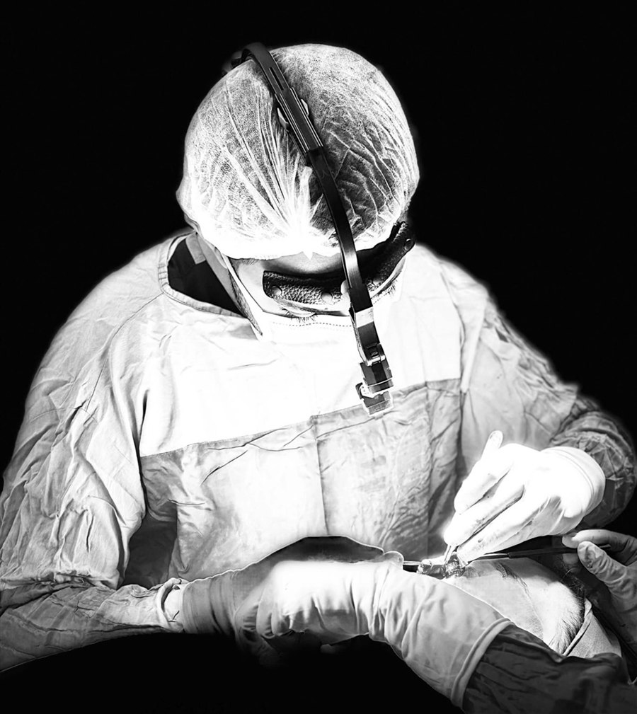 Dr. Yahya Melih Işık - Ästhetische, plastische und rekonstruktive Chirurgie